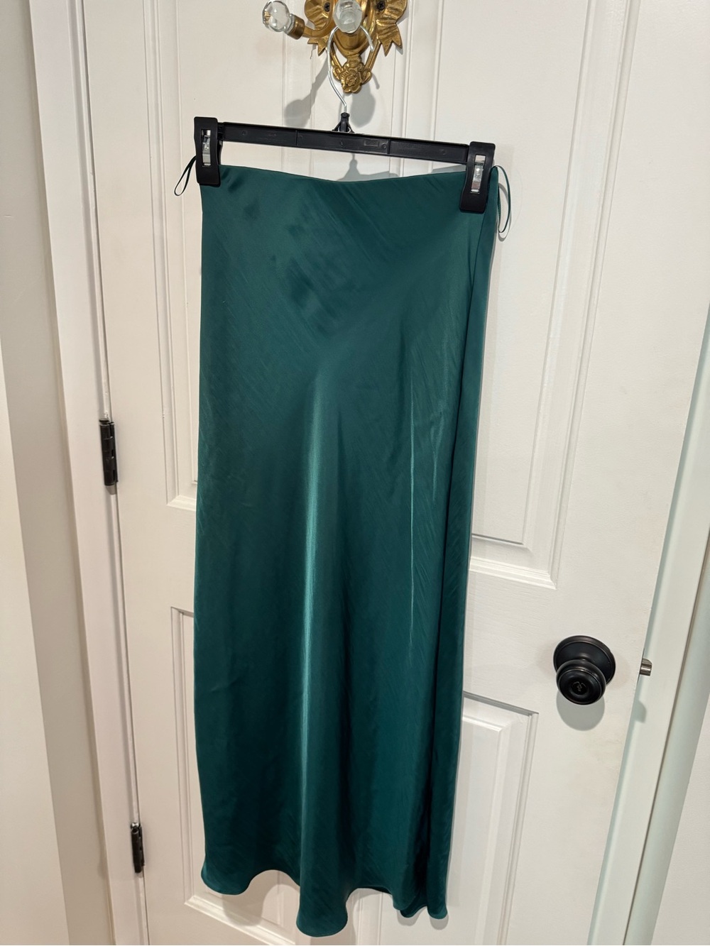 Z Supply Satin Midi Skirt – XS – Emerald green